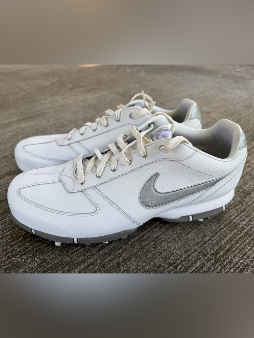Nike White Leather Golf Sneakers with Silver Swoosh - Real Spikes